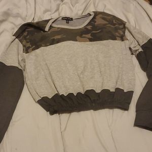 Camo crop top
